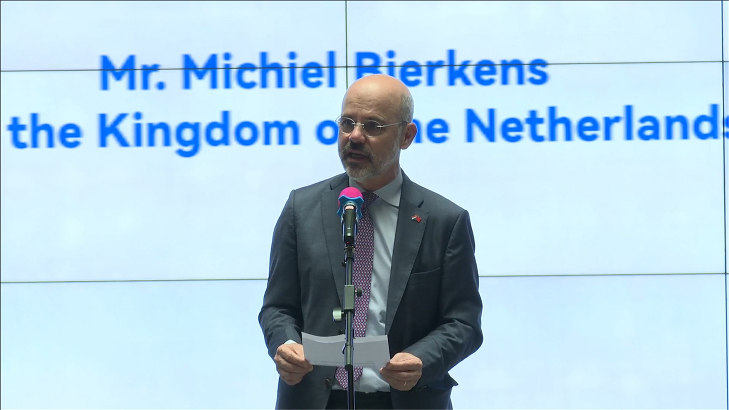 1653359223883 1653359223883